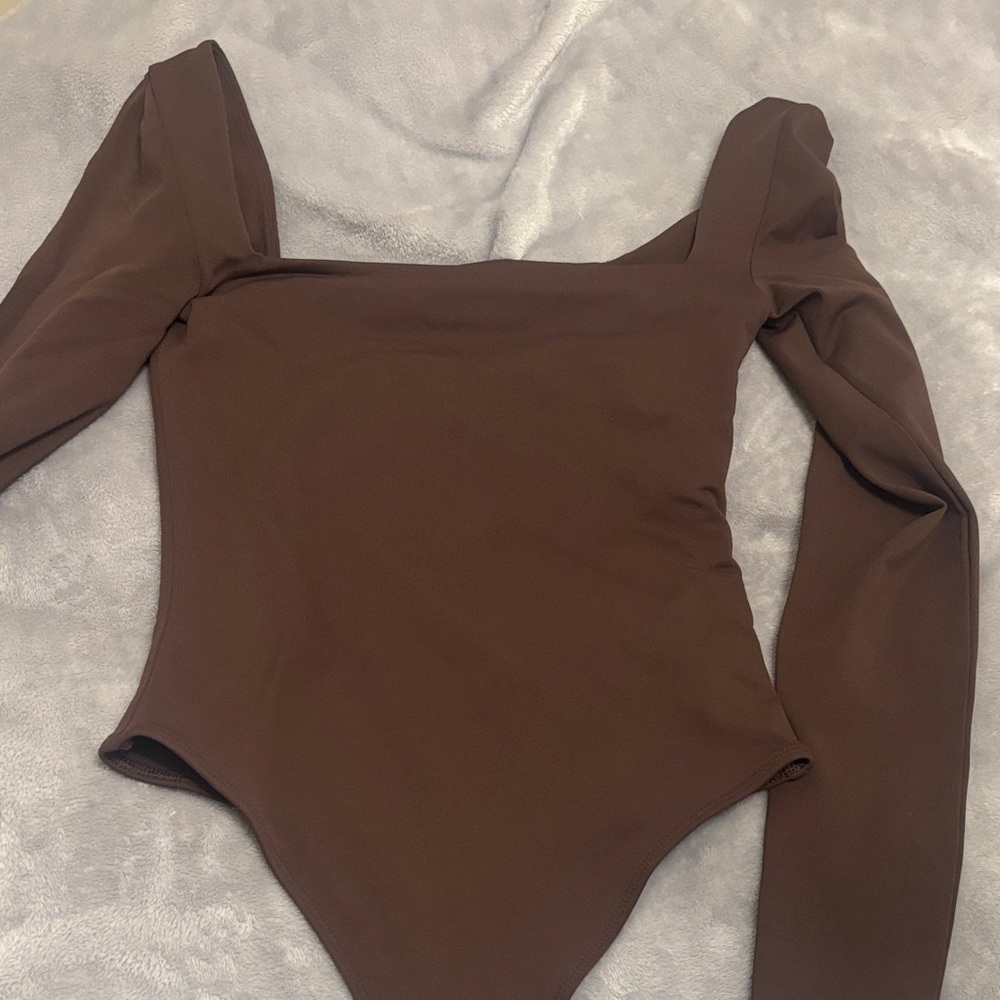 Babaton Chocolate Long Sleeve Top